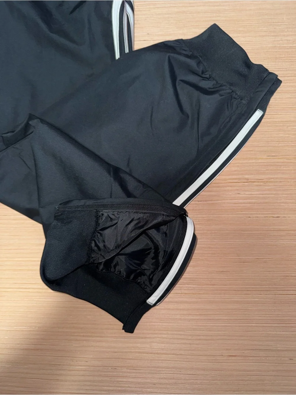NWT | ADIDAS ATLANTA TRACK PANTS | X-Large